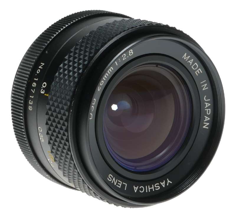Yashica DSB 28mm 1:2.8 Wide Angle SLR Camera Lens Contax Mount