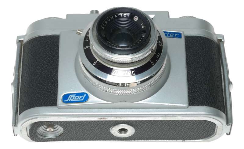 Closter Sport 35mm Film Point Shoot Camera Acromatic 1:8 F=50mm