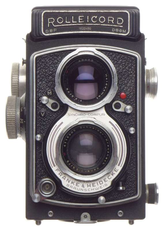 Rolleicord TLR 120 roll film medium format Rolleiflex type camera Xenar 3.5 f=75mm Schneider lens
