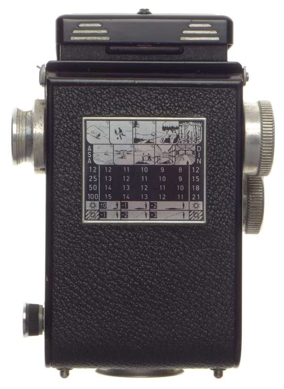 Rolleicord TLR 120 roll film medium format Rolleiflex type camera Xenar 3.5 f=75mm Schneider lens