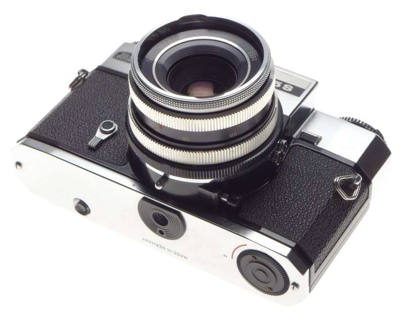 IKAREX 35 S Zeiss Ikon TESSAR 2.8/50 lens SLR German camera f=50mm coated vintage glass