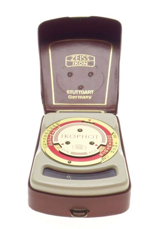 IKOPHOT Zeiss Ikon camera external light exposure meter cased vintage old school hand held
