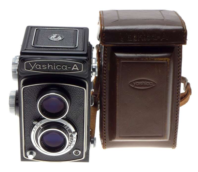 YASHICA A TLR Medium format vintage film camera YASHIMAR 3.5 f=80mm coated lens cased - Yashica