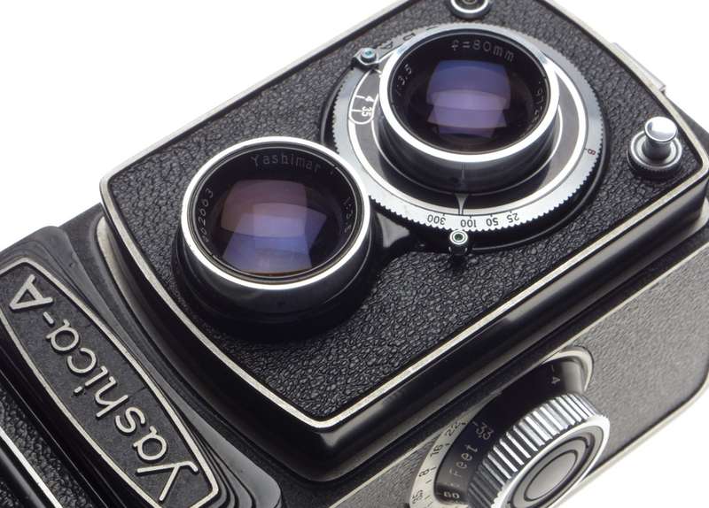 YASHICA A TLR Medium format vintage film camera YASHIMAR 3.5 f=80mm coated lens cased - Yashica