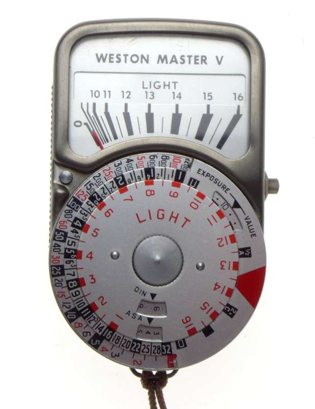 Weston Master V Chrome light exposure meter case and strap