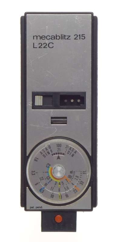 METZ 215 Mecablitz L22C vintage camera flash hot shoe mount with charger manual