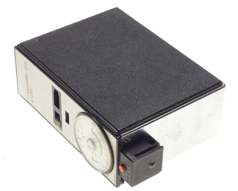 METZ 215 Mecablitz L22C vintage camera flash hot shoe mount with charger manual