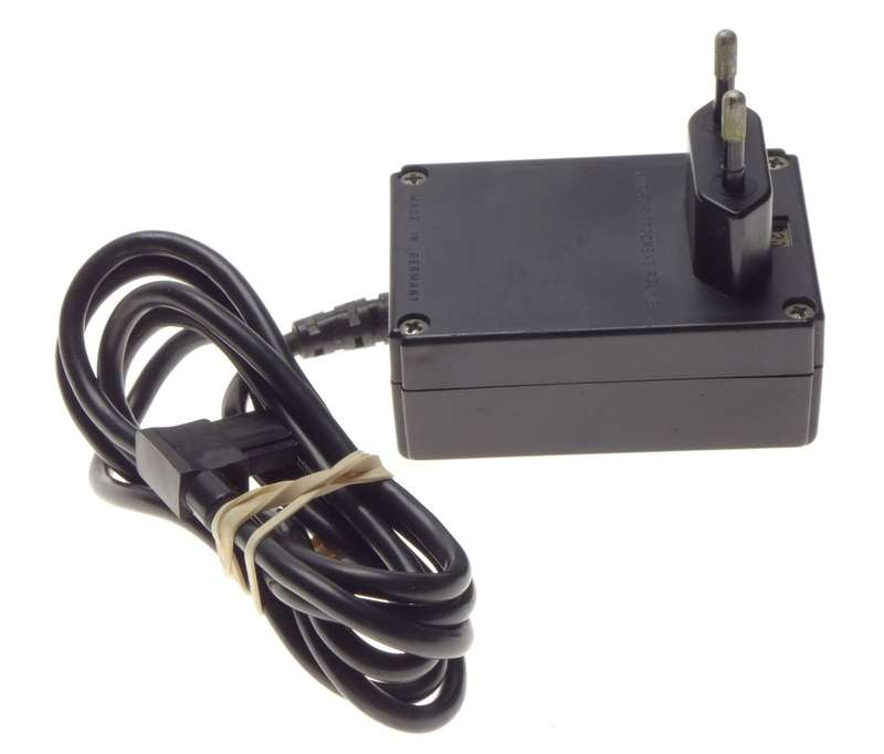 METZ 215 Mecablitz L22C vintage camera flash hot shoe mount with charger manual