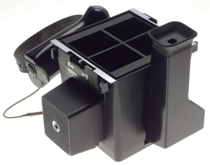POLAROID Miniportrait instant camera shoots 4 shots at once with grip and release cable