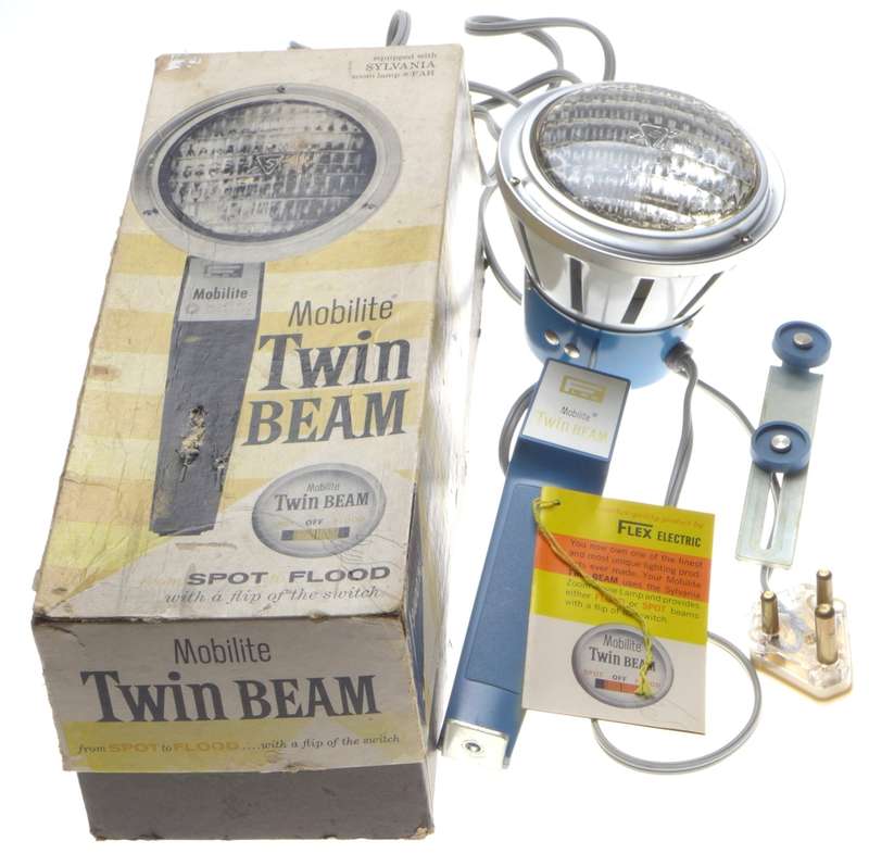 MOBILITE twin beam spot flood light for photography hand held boxed papers mint