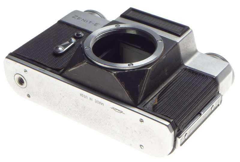 Zenith-E 35mm vintage Russian SLR camera body only well used condition