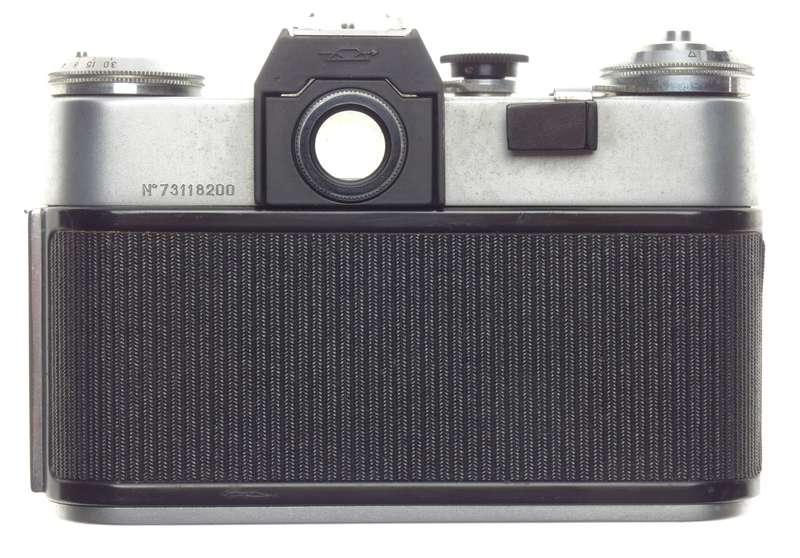 Zenith-E 35mm vintage Russian SLR camera body only well used condition