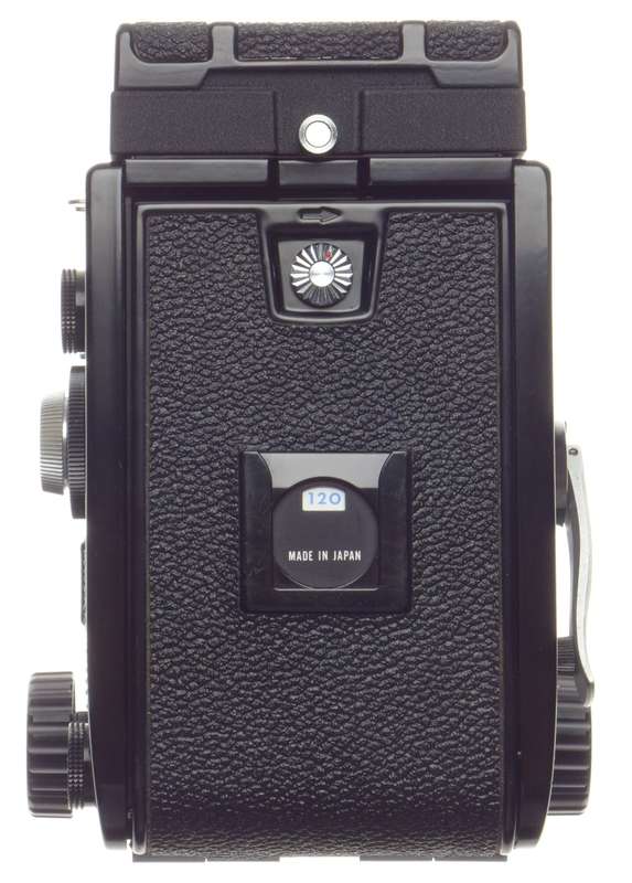 MAMIYA C330 Professional F TLR medium format camera Mamiya-Sekor 2.8 f=80mm blue dot lens with cap -