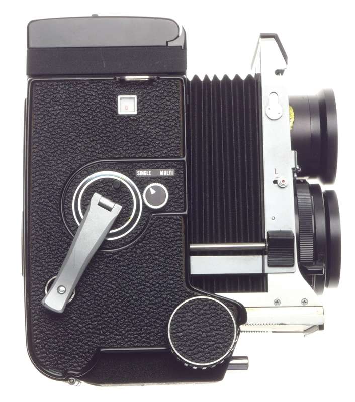 MAMIYA C330 Professional F TLR medium format camera Mamiya-Sekor 2.8 f=80mm blue dot lens with cap -