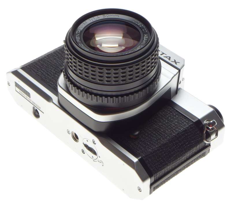 K1000 PENTAX chrome SLR 35mm vintage film camera with SMC-Pentax-M 1:1.4 f=50mm Fast lens - Pentax