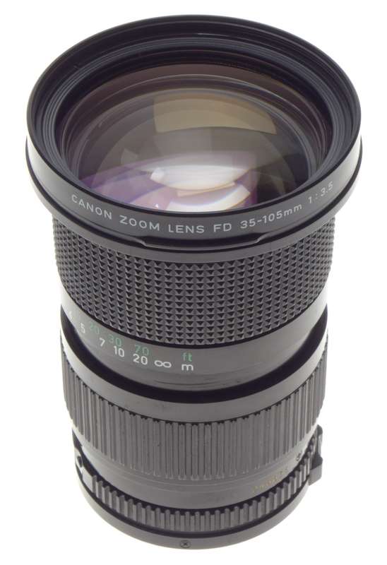 CANON Zoom lens FD 35-105mm 1:3.5 Macro with filter and cap excellent condition - Canon