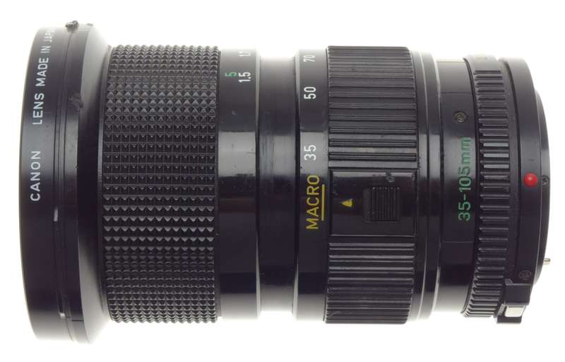 CANON Zoom lens FD 35-105mm 1:3.5 Macro with filter and cap excellent condition - Canon