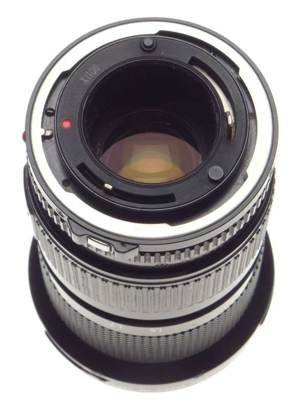 CANON Zoom lens FD 35-105mm 1:3.5 Macro with filter and cap excellent condition - Canon
