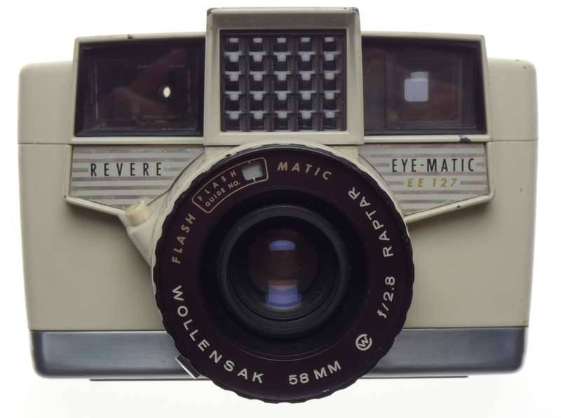 REVERE electric Eye-Matic EE127 vintage film camera Wollensak 58mm f2.8 RAPTAR lens