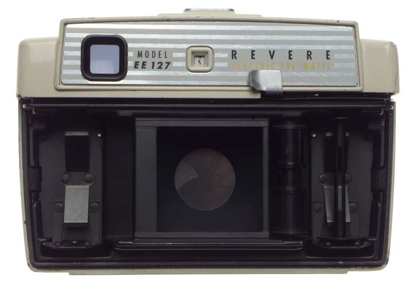 REVERE electric Eye-Matic EE127 vintage film camera Wollensak 58mm f2.8 RAPTAR lens