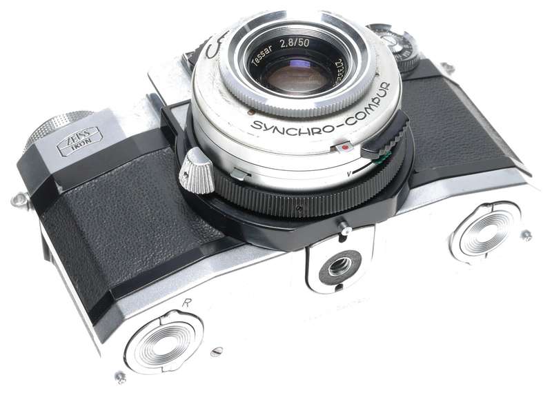 Zeiss Contaflex compur synchro Tessar 2.8/50 film camera