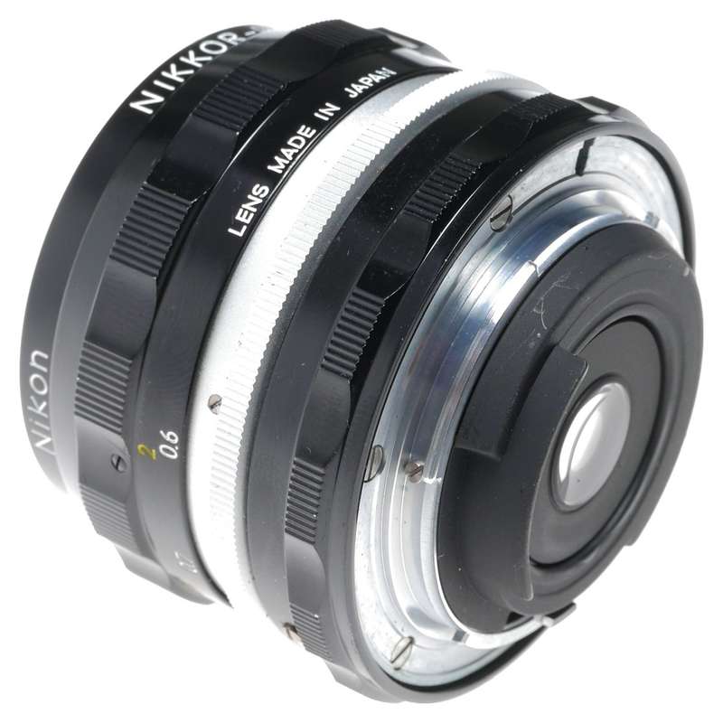 Nikkor-H Auto 1:3.5 f=28mm Vintage SLR film camera lens wide angle