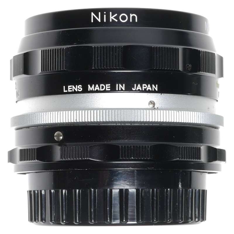 Nikkor-H Auto 1:3.5 f=28mm Vintage SLR film camera lens wide angle