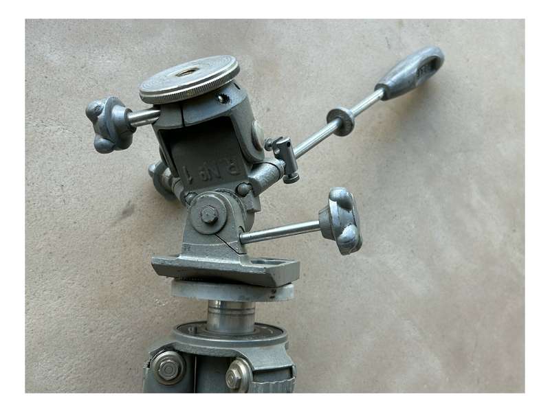 Gitzo Rn 01 3 way tripod locking head vintage used