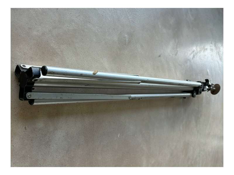 Manfrotto light stand tripod type with locking head used