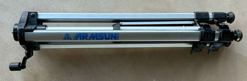 ARMSUN light weight camera tripod compact used as is