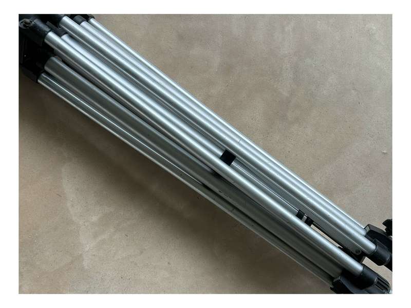 Manfrotto Model 028 aluminium camera tripod 3 way grip head