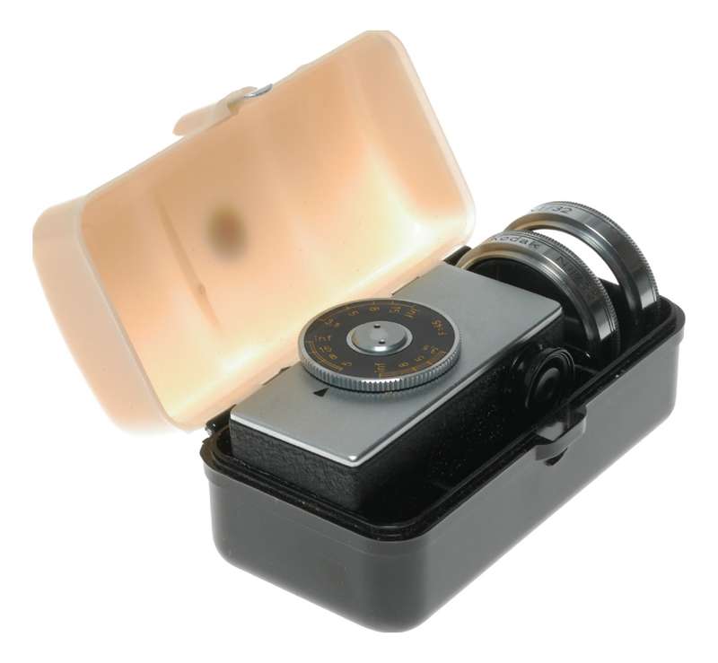 Kodak Close Up Camera Rangefinder N1 NII Lenses in Keeper Box