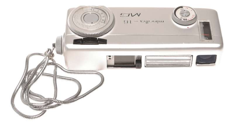 Minolta-16 MG Subminiature Spy Film Camera in Case