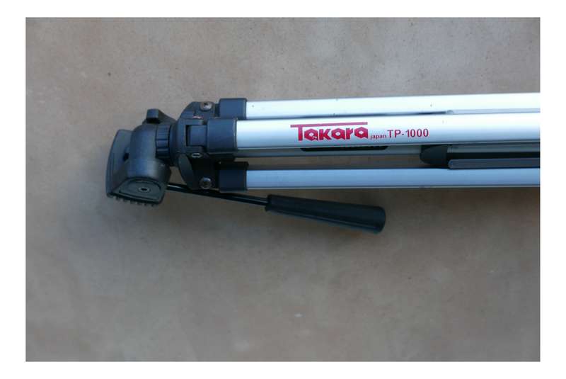 Takara TP-1000 Lightweight tripod compact boxed excellent condition