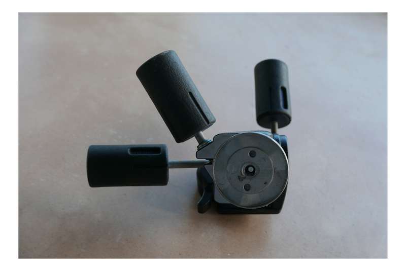 141 RC Manfrotto Heavy-Duty 3-Way Tripod Head