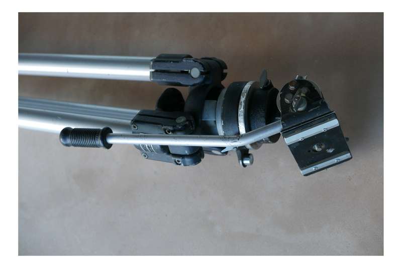 Muller Fuid head professional Manfrotto 132 vintage tripod