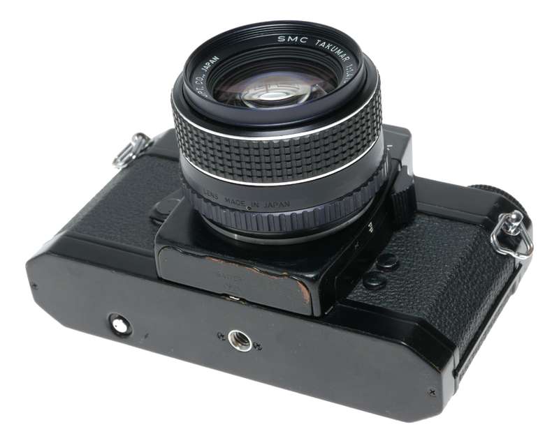 Black Asahi ESII SLR vintage film camera set SMC Takumar 1.4/50 - Pentax