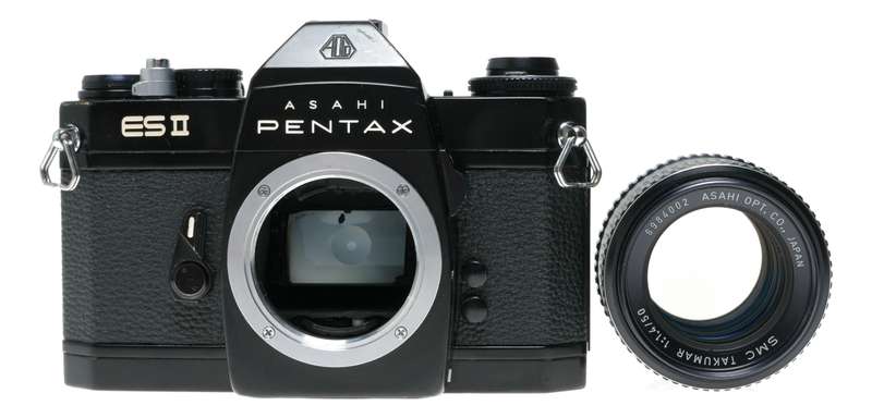 Black Asahi ESII SLR vintage film camera set SMC Takumar 1.4/50 - Pentax