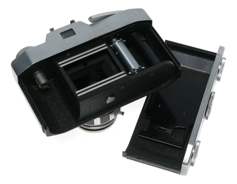 Pax Jr. Luminor Anastigmat 3.5 f=45mm subminiature film camera vintage