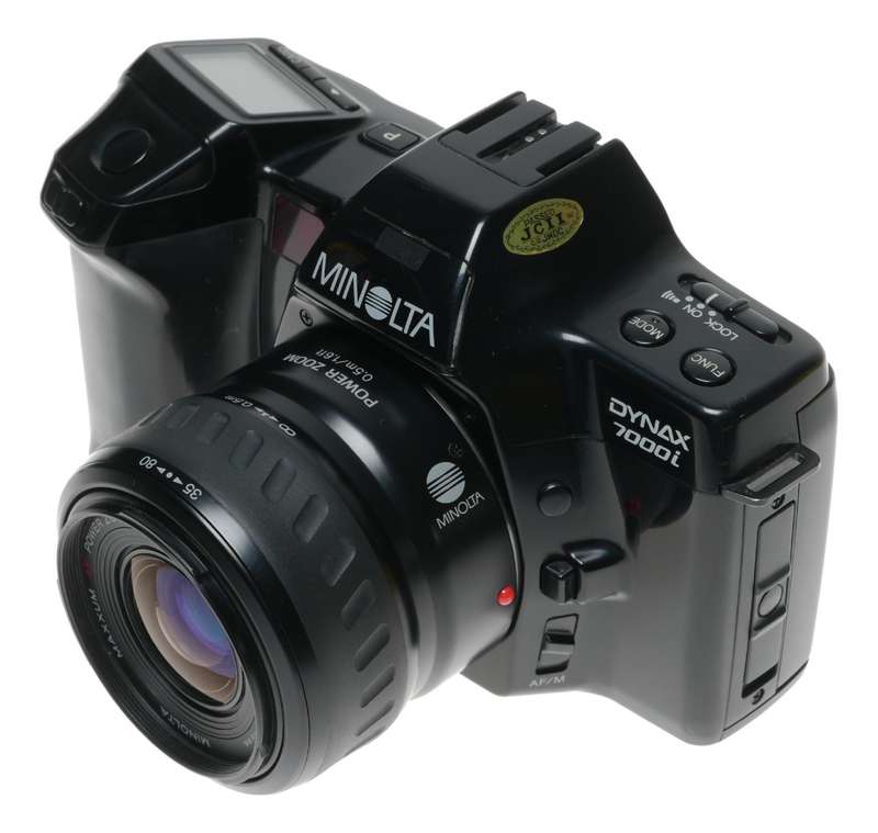 Minolta Dynax 7000i MAXXUM AF 35-80mm film camera