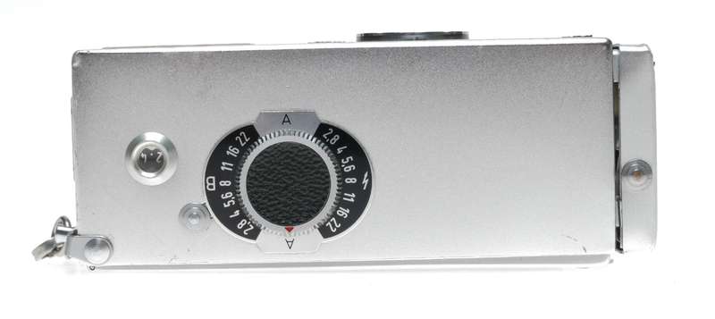 ROLLEI-16 Compact film camera Gossen Meter Tessar 2.8/25mm