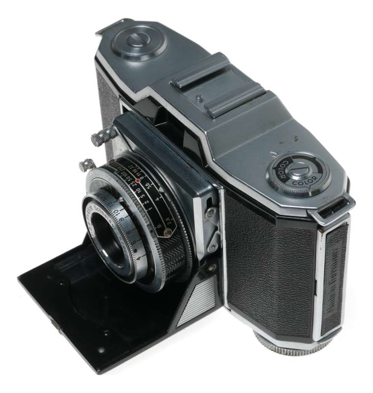 Zeiss Ikon Ikonta Schneider Xenar 2.8/45mm folding compact film camera