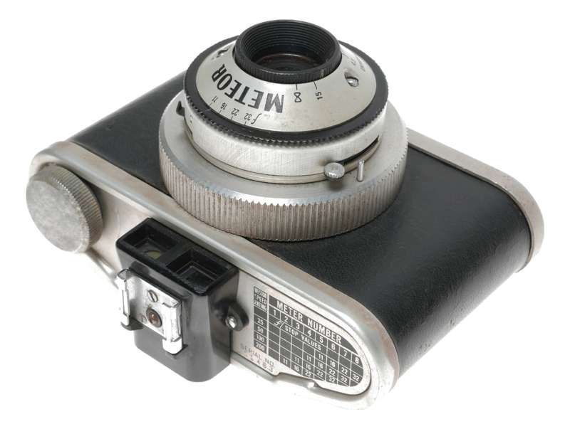 METEOR vintage 120 roll film medium format camera