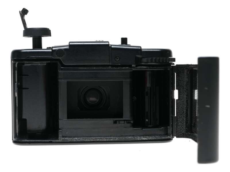 Olympus XA 1 compact camera 1:4 f35mm Zuiko lens - Olympus