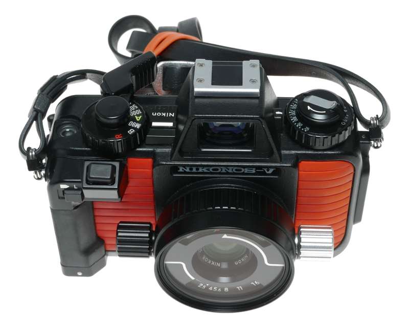 Nikon Nikonos V Underwater 35mm Film Camera Nikkor 1:2.5 35mm Boxed