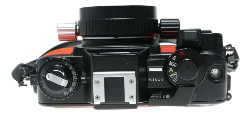 Nikon Nikonos V Underwater 35mm Film Camera Nikkor 1:2.5 35mm Boxed