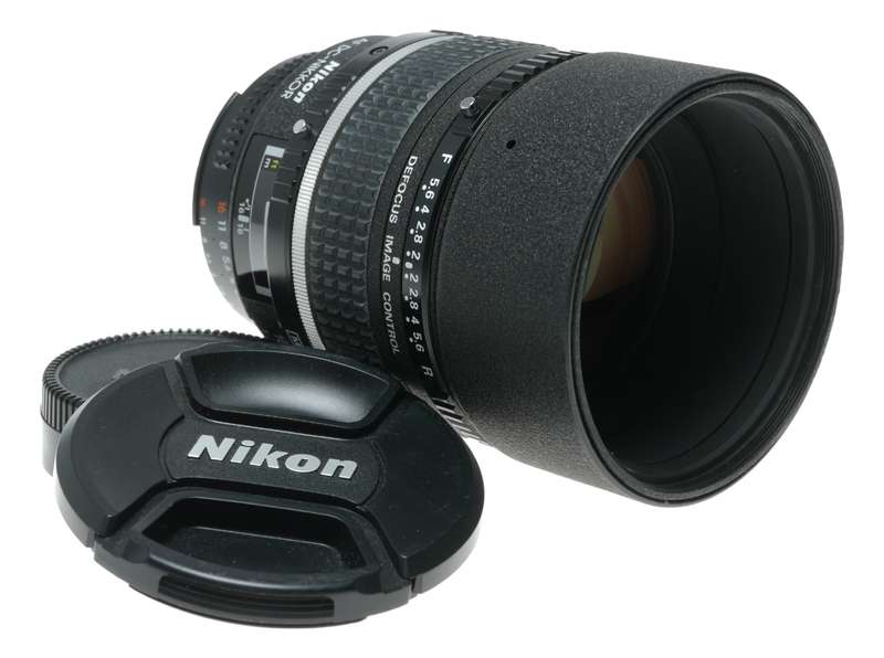 Nikkor Af DC 1:2 D 105mm Superior Bokeh Nikon Telephoto Camera Lens