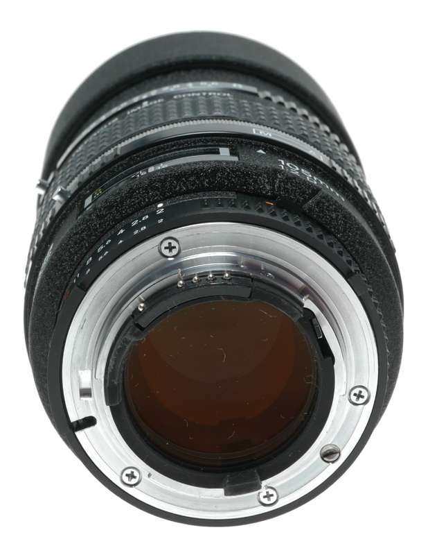Nikkor Af DC 1:2 D 105mm Superior Bokeh Nikon Telephoto Camera Lens