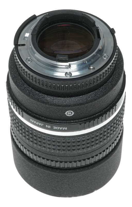 Nikkor Af DC 1:2 D 105mm Superior Bokeh Nikon Telephoto Camera Lens