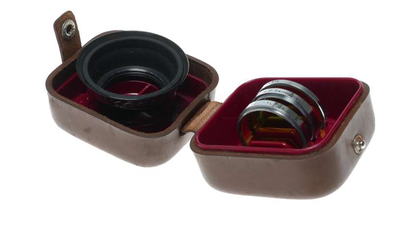 Kodak 32mm Filters Shade Hood in Leather Keeper for Retina Camera Lens